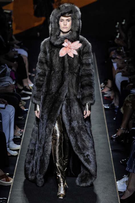 fendi fall 2015 couture|Fendi fall 2015 collection.